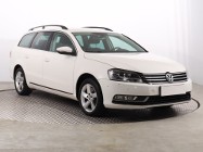 Volkswagen Passat B7 , Klimatronic, Tempomat, Parktronic, Podgrzewane siedzienia