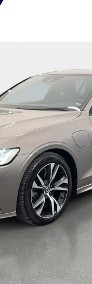 Volvo V60 II VAT 23% R-Design 2.0 T8 PHEV 455KM automat AWD 2022 r., salon PL, HA-4