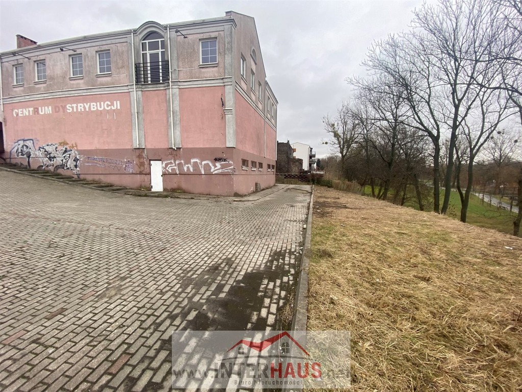 TOP LOKALIZACJA_obiekt ii kondygnacje 877 m² park - Widok 3