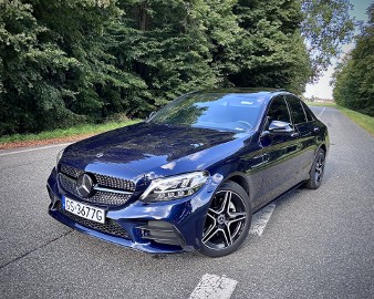 4Matic 9G-TRONIC 258HP Pakiet AMG Night
