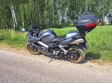 honda VFR 800/ 2014R-1