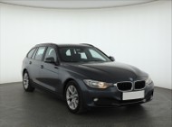BMW SERIA 3 V (F30/F31/F34) BMW SERIA 3 , Navi, Klimatronic, Tempomat, Parktronic,