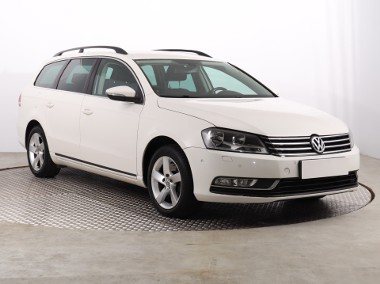 Volkswagen Passat B7 , Klimatronic, Tempomat, Parktronic, Podgrzewane siedzienia-1