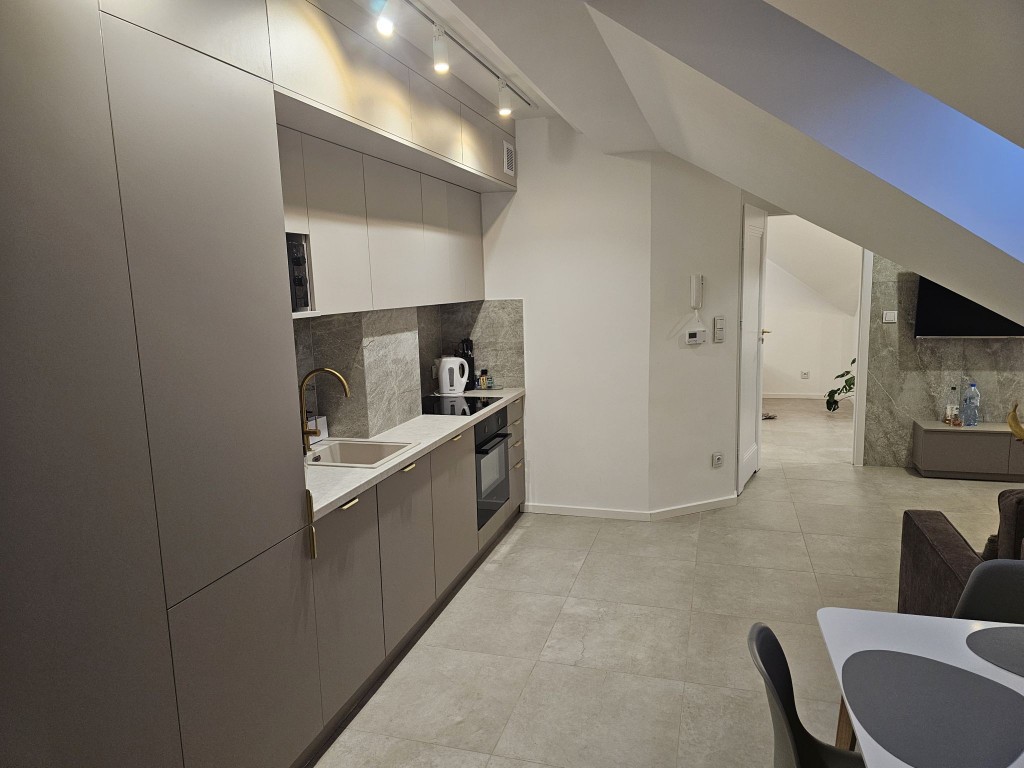 niepowtarzalne mieszkanie -taras 35m2 -jacuzzi-super widok