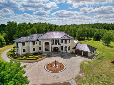 Luxury American mansion in Wroclaw-1