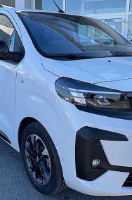 Opel Zafira D Extra Long L2H1 Business AT8 Extra Long L2H1 Business AT8 2.2 180KM-2