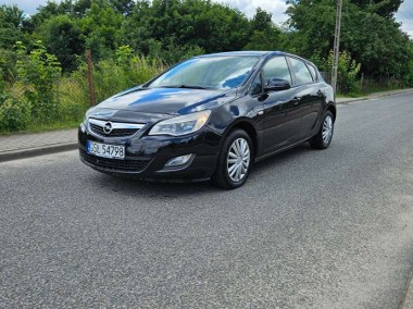 Opel Astra J-1