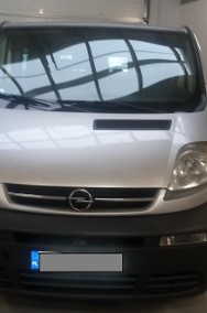 Opel Vivaro I 9 osób-2
