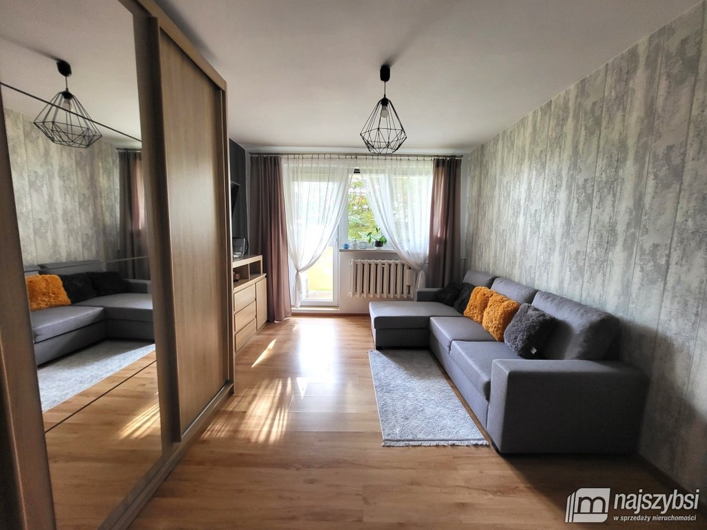 Mieszkanie na sprzedaż, 3 pokoje, 67 m², Dobra