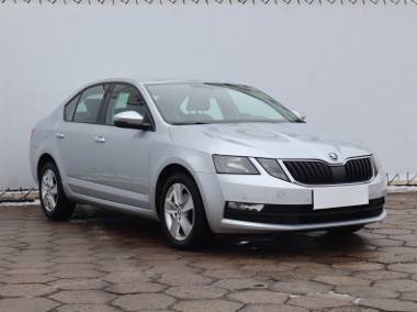Skoda Octavia III , Salon Polska, Klimatronic, Tempomat, Parktronic-1