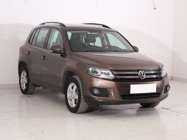 Volkswagen Tiguan , Salon Polska, Xenon, Bi-Xenon, Klimatronic, Parktronic-1