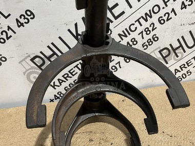 JCB Fastrac - wałek widełki wybieraka skrzyni biegów-2