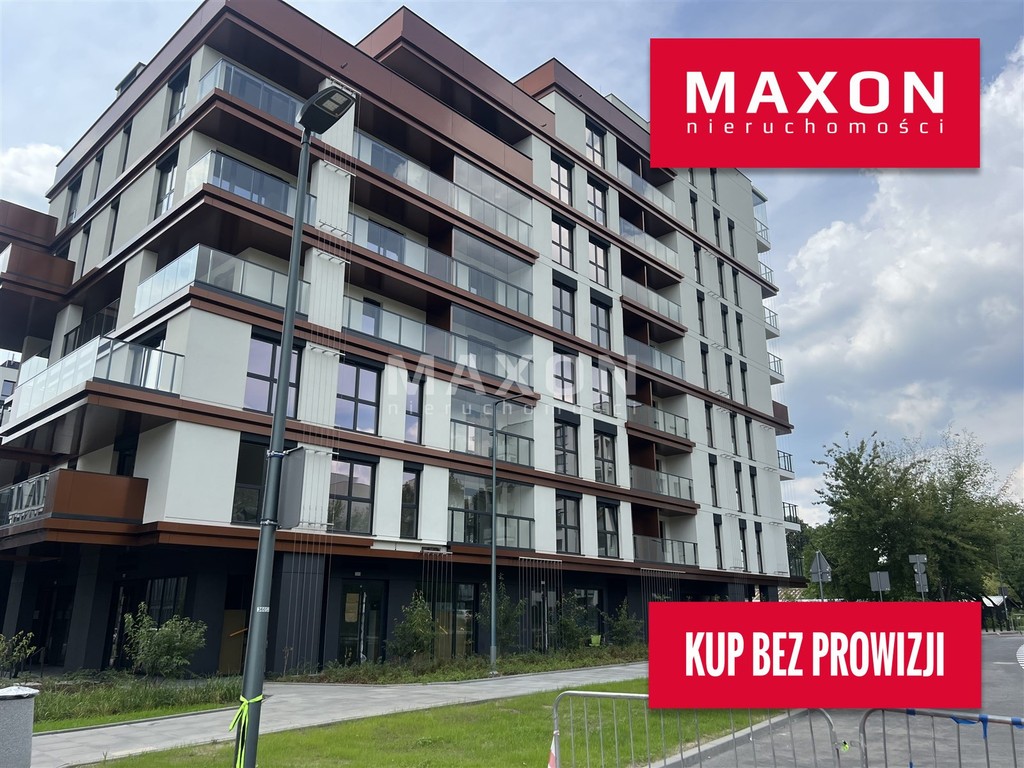 Jasne przestronny trzypokojowy apartament