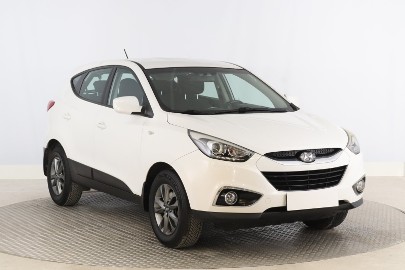 Hyundai ix35 , Klima, Tempomat, Parktronic, Podgrzewane siedzienia