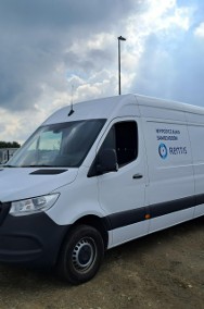 Mercedes-Benz Sprinter-2