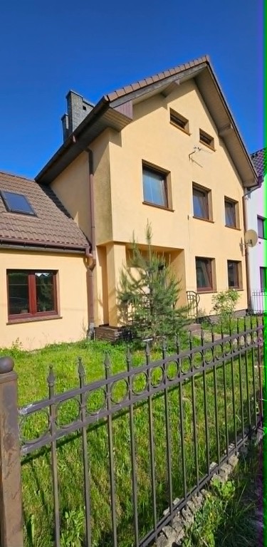 Dom na sprzedaż, 5 pokoi, 280 m², Sobótka