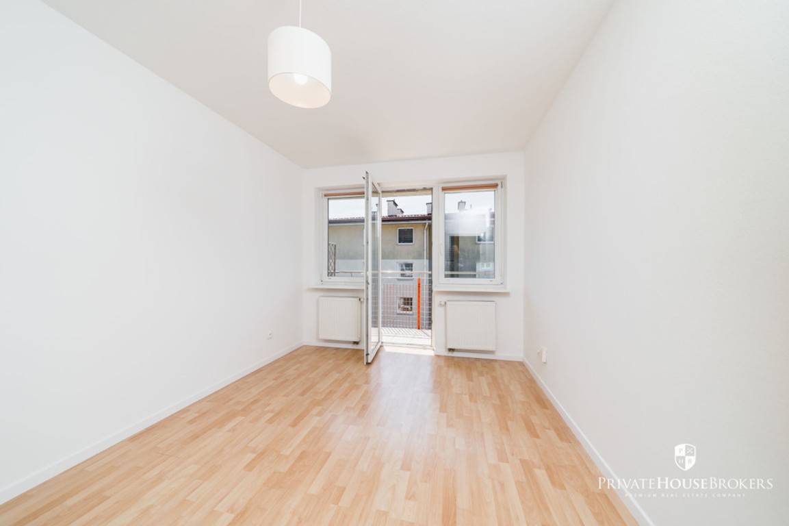 Dwupokojowe mieszkanie 46 m² Os. Akademickie 5 - Widok 4
