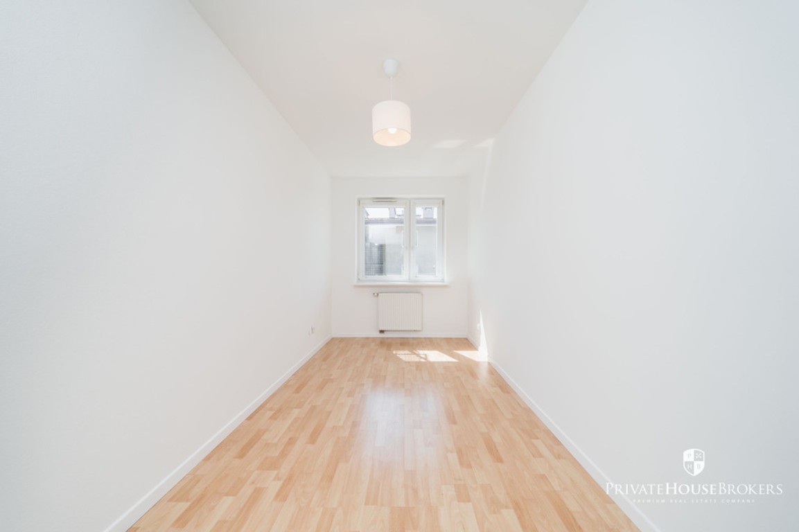 Dwupokojowe mieszkanie 46 m² Os. Akademickie 5 - Widok 5