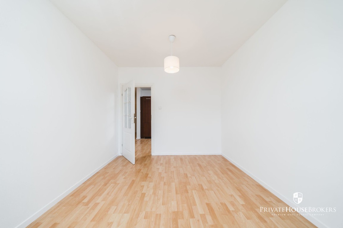 Dwupokojowe mieszkanie 46 m² Os. Akademickie 5 - Widok 6