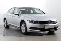 Volkswagen Passat B8 , Salon Polska, Navi, Klimatronic, Tempomat, Parktronic,