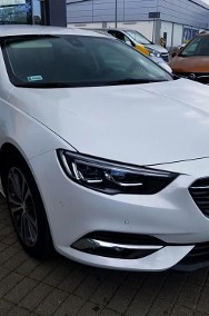 Opel Insignia Country Tourer rabat: 15% (28 390 zł) Najmocniejszy silnik AT 4x4, System BOSE-2