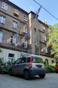 Przestronne mieszkanie w samym śródmieściu Katowic-2