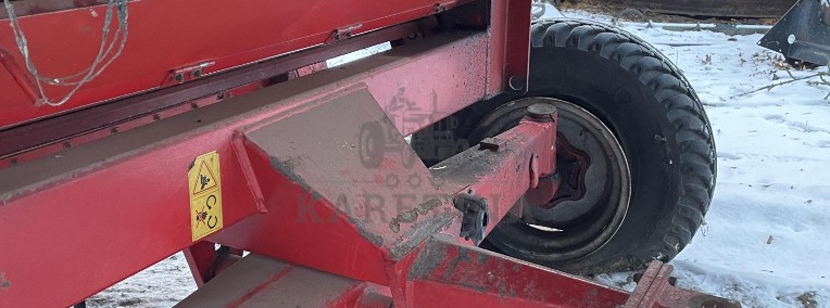 Massey Fergusson MF 30 - tylny zaczep hak D28150801-1