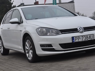 Volkswagen Golf Sportsvan-1