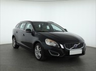 Volvo V60 I , Skóra, Klimatronic, Tempomat, Parktronic