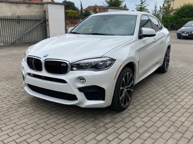 BMW X6M-1