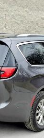 Chrysler Pacifica-4