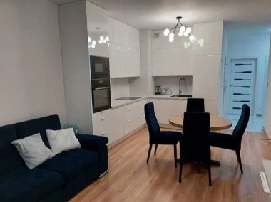 Apartament 3 - pokojowy na Mokotowie, ul. Komputer-1