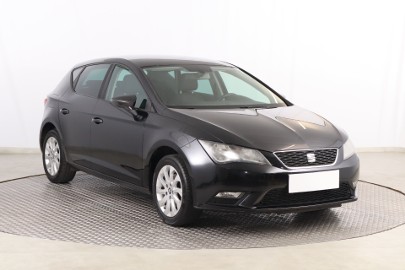 SEAT Leon III , Klimatronic, Tempomat, Parktronic, Podgrzewane siedzienia