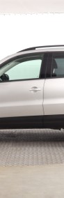 Volkswagen Tiguan , DSG, Navi, Klima, Tempomat, Podgrzewane siedzienia-4