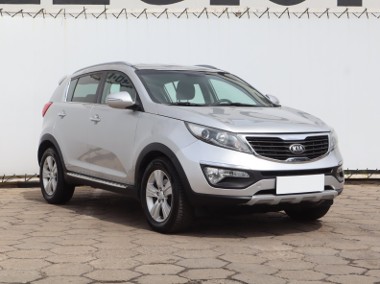Kia Sportage III , Klima, Tempomat, Parktronic, Podgrzewane siedzienia-1