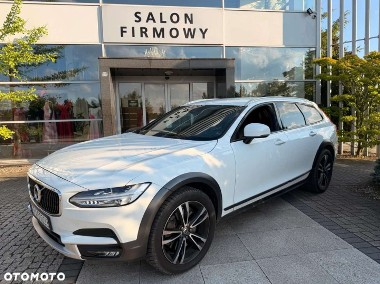 Volvo V90 II-1