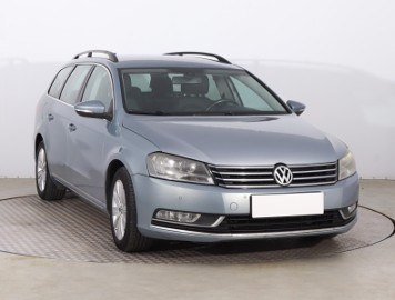 Volkswagen Passat B7 , Navi, Klimatronic, Tempomat, Parktronic,