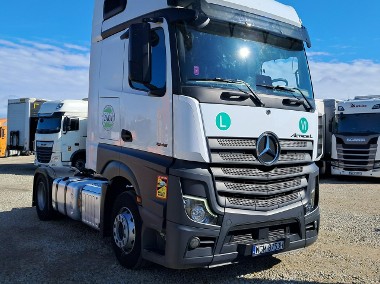 Mercedes-Benz Actros-1