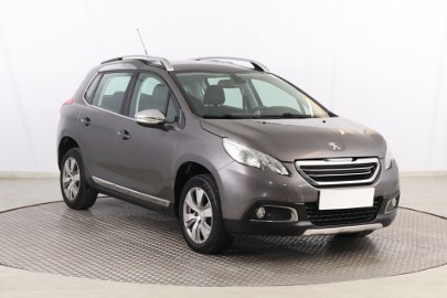 Peugeot 2008 , Skóra, Navi, Klimatronic, Tempomat, Parktronic