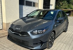 Kia Cee&apos;d III 1.5 T-GDI Tribute DCT 1.5 T-GDI Tribute DCT 140KM