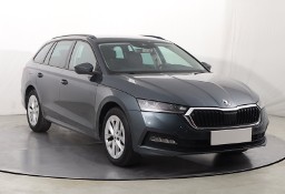 Skoda Octavia IV , Salon Polska, Serwis ASO, Klimatronic, Tempomat, Parktronic