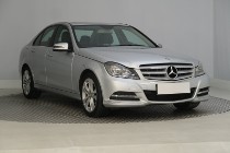 Mercedes-Benz Klasa C W204 , Skóra, Klimatronic, Parktronic, Podgrzewane siedzienia