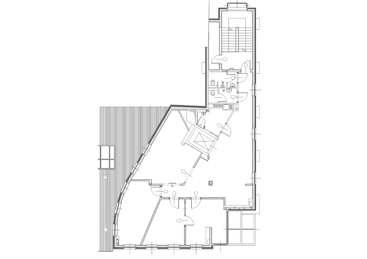Obiekt handlowo-biurowy 1884 m² na sprzedaż – pohled 2